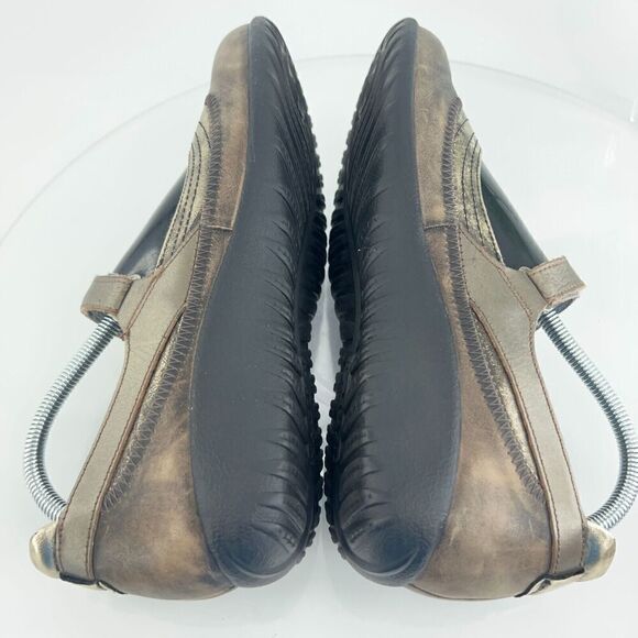 Naot Women Kirei Mary Jane Shoe Size 41 10 Flat Brown Gold Metallic Cork Insole - Picture 9 of 13